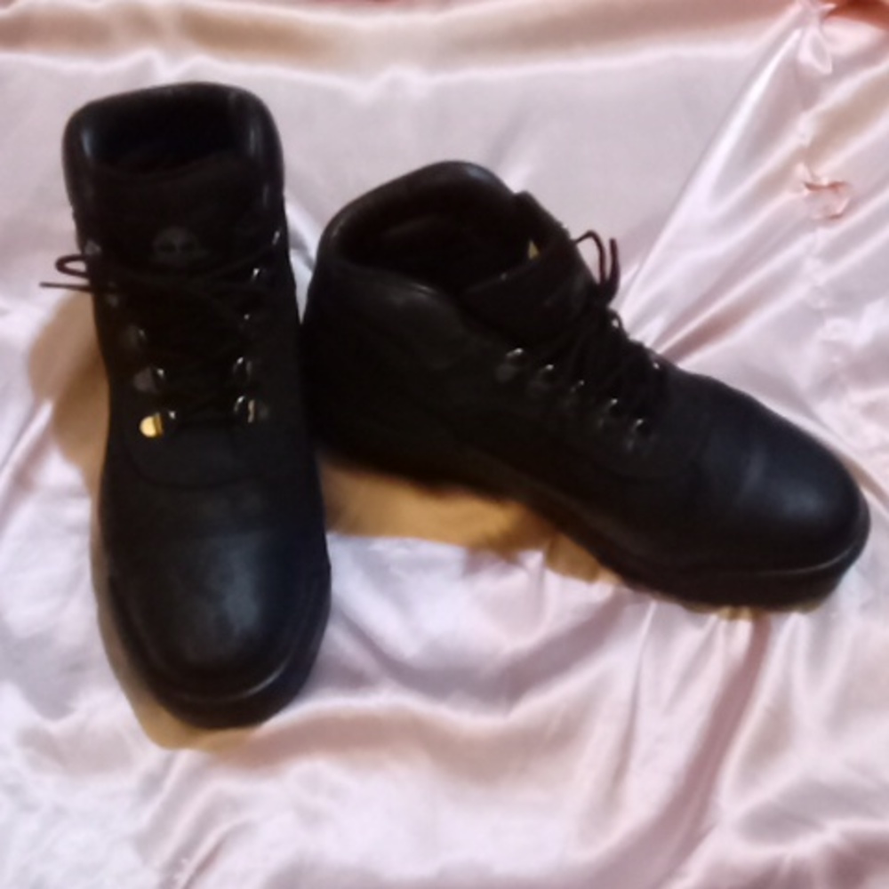 Good used timberland boots size 10 mens